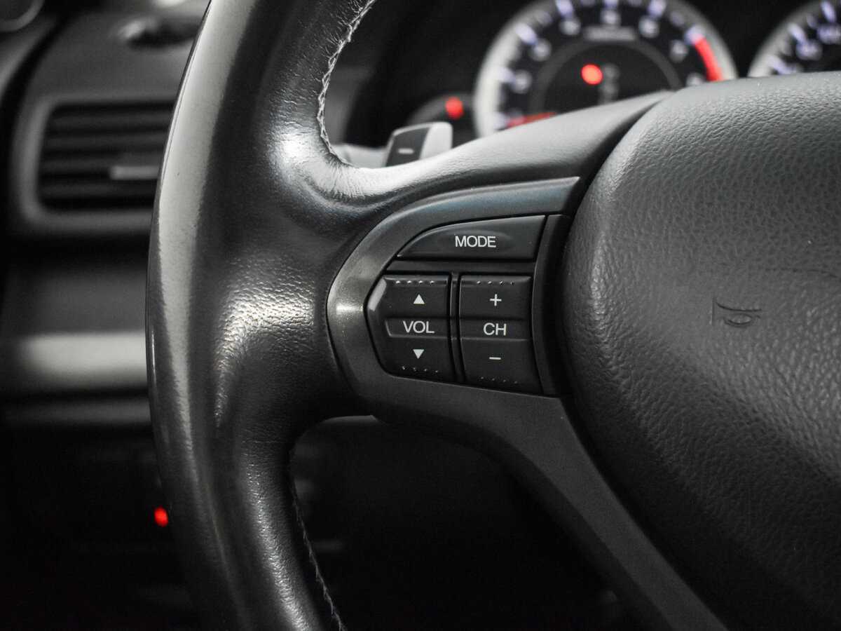 Б/У Хонда Аккорд 2012 года. Фото: #18