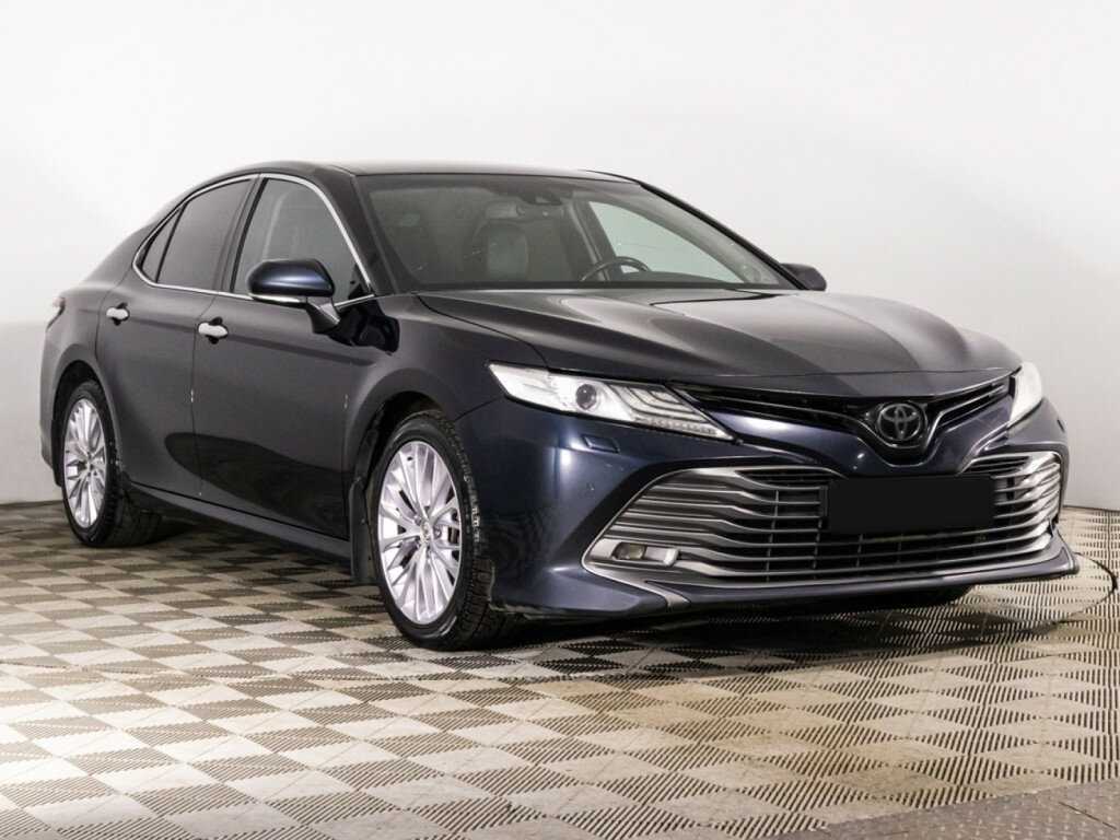 Toyota Camry 2019 года с пробегом. Фото: #2