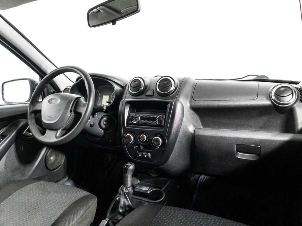 Б/У Лада (ВАЗ) Гранта 2013 года. Фото: #8