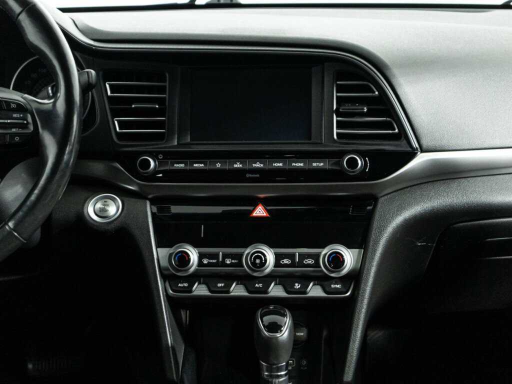 Б/У Хендай Елантра 2019 года. Фото: #13