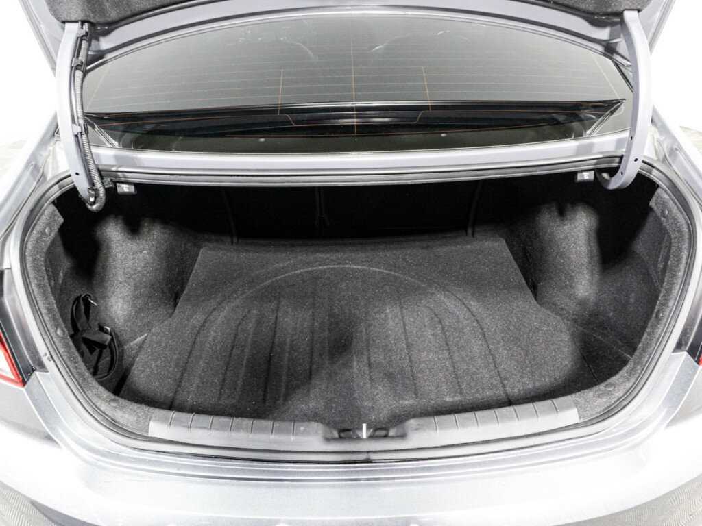 Б/У Хендай Елантра 2019 года. Фото: #14