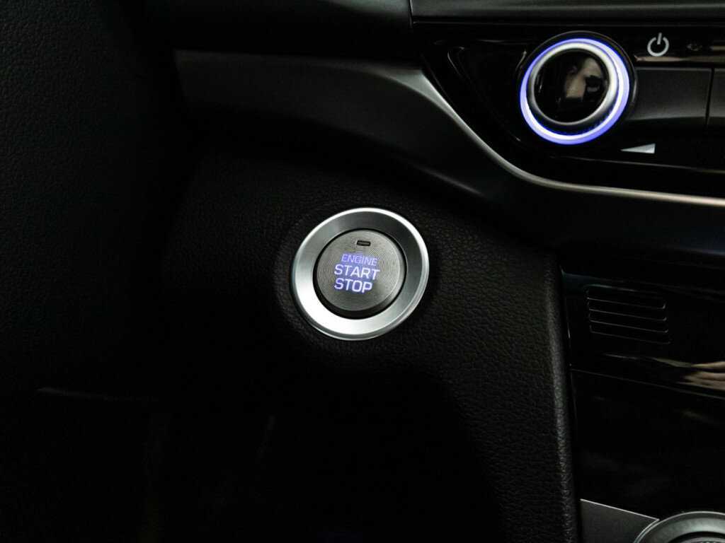 Б/У Хендай Елантра 2019 года. Фото: #20