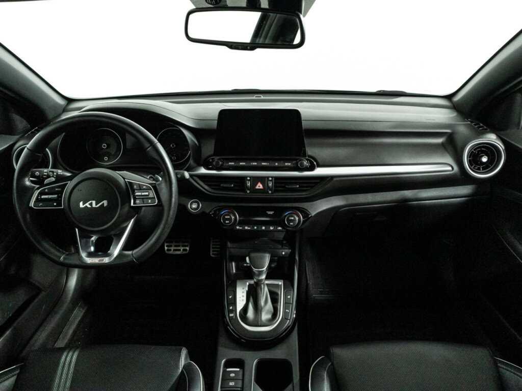 Kia Cerato 2022 года с пробегом. Фото: #13