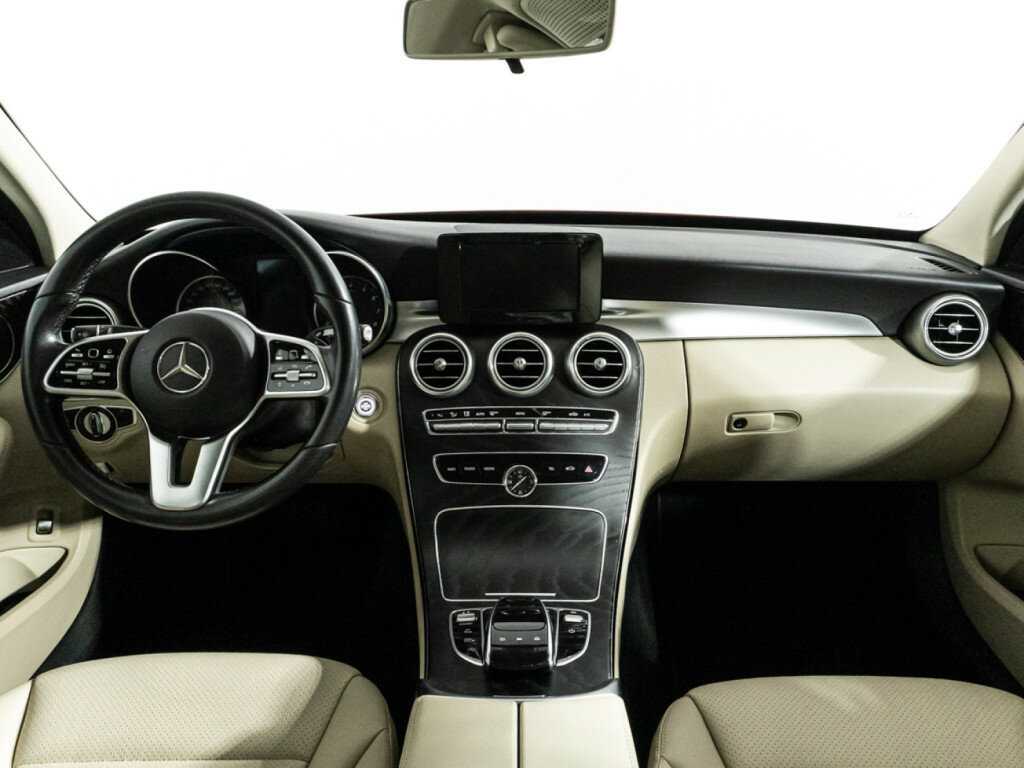 Mercedes-Benz C-Класс 2019 года с пробегом. Фото: #12