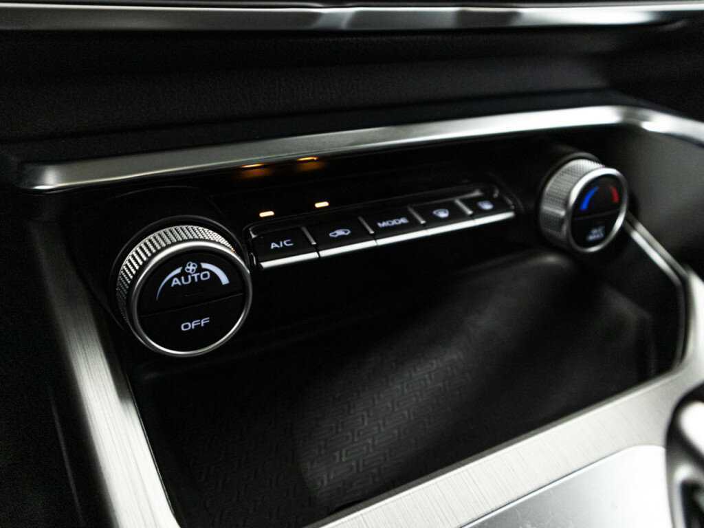 Б/У Джили Кулрэй 2020 года. Фото: #14