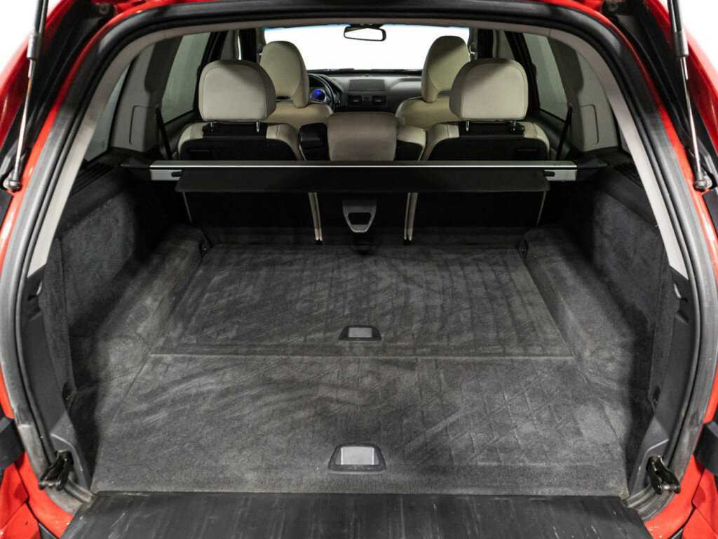 Б/У Вольво ИксЦ90 2012 года. Фото: #14