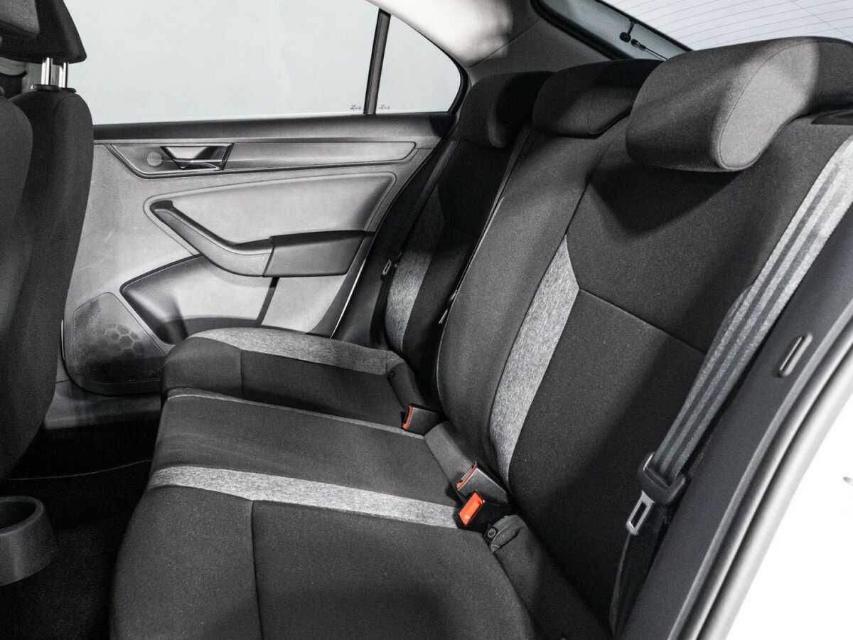 Б/У Шкода Рапид 2020 года. Фото: #9