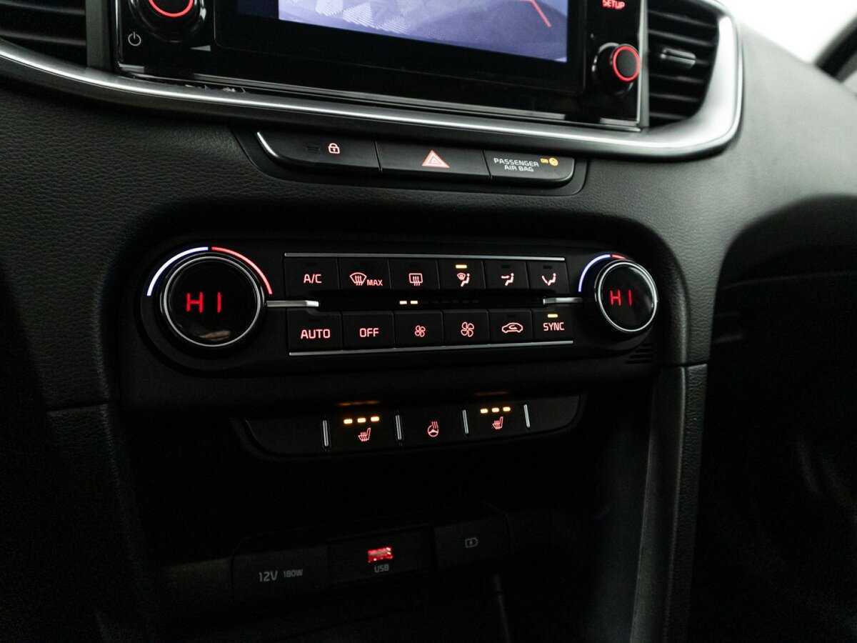 Б/У Киа Сид 2021 года. Фото: #20