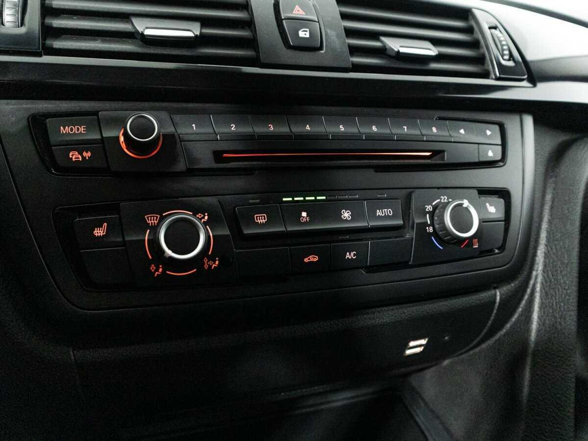 BMW 3 серии 2013 года с пробегом. Фото: #14