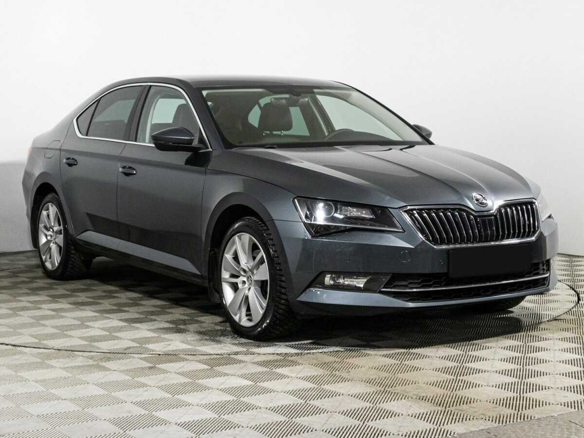 Skoda Superb 2019 года с пробегом. Фото: #2