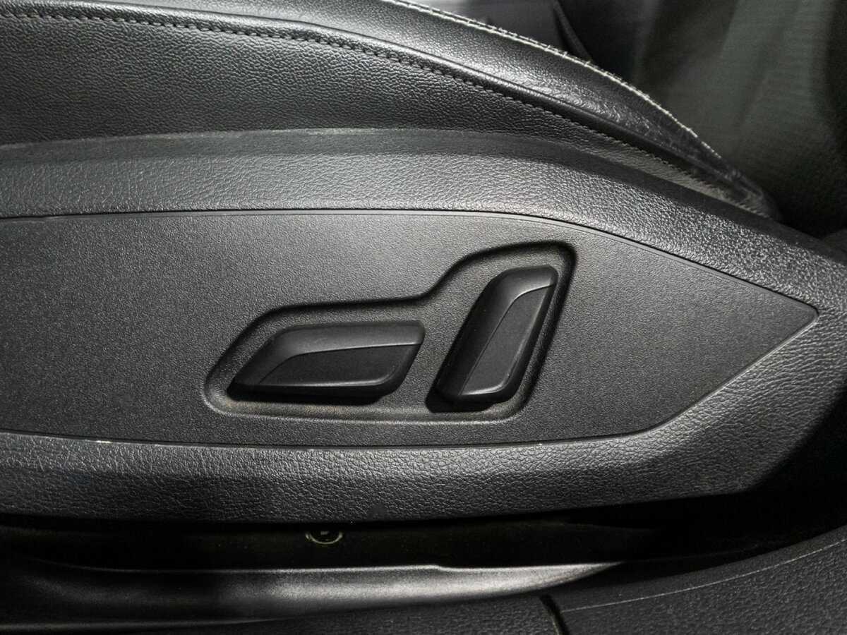 Audi A4 2019 года с пробегом. Фото: #20