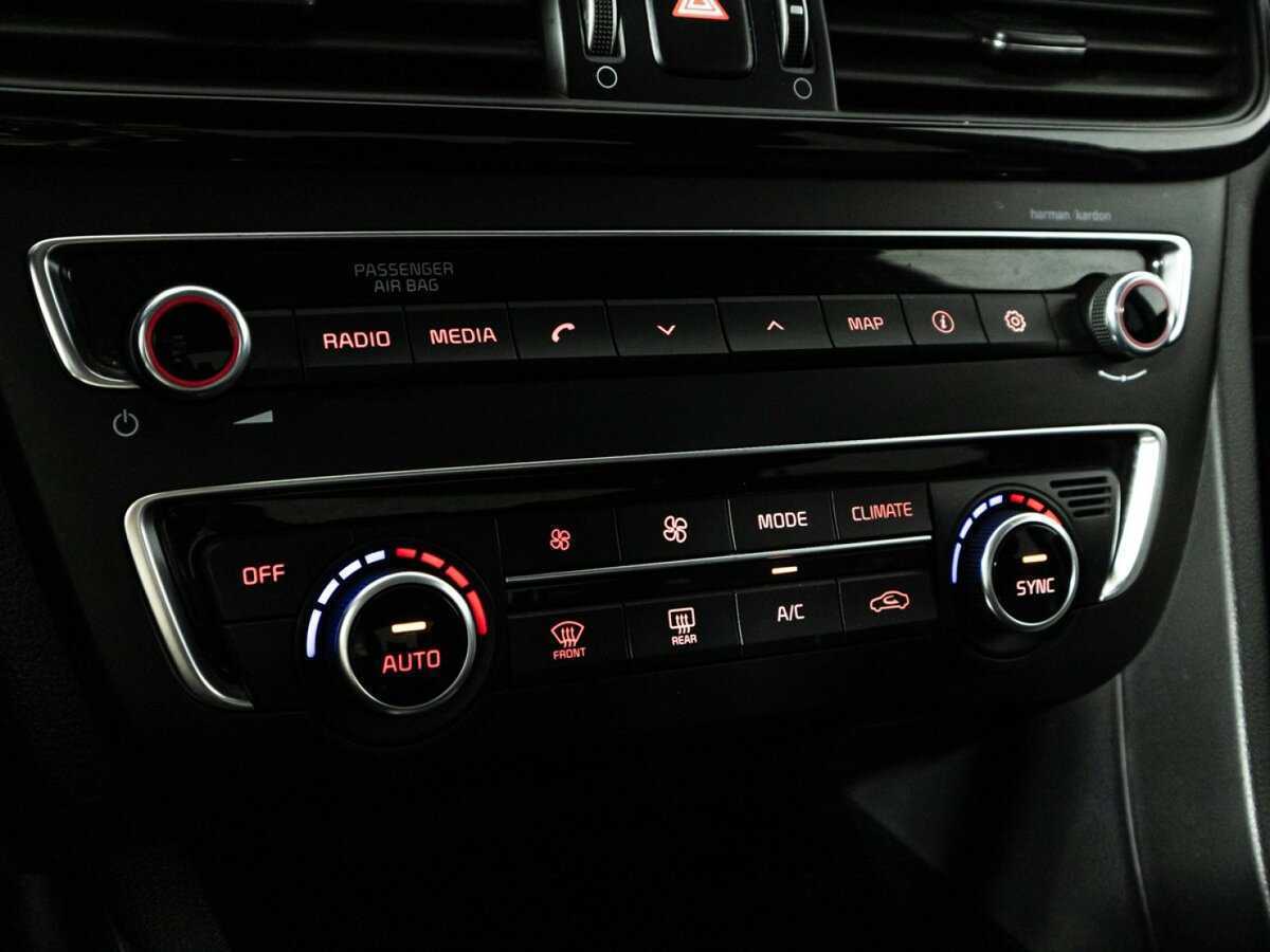 Kia Optima 2018 года с пробегом. Фото: #18