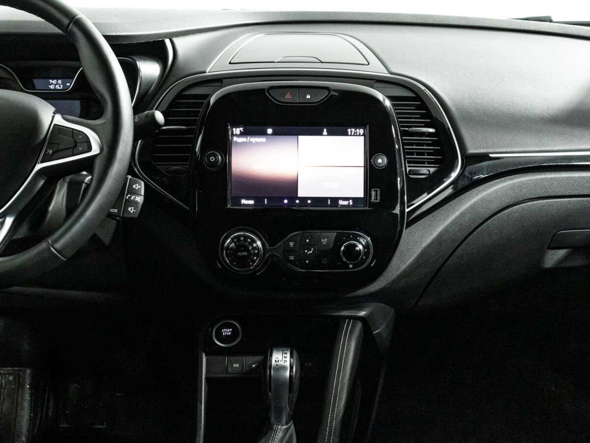 Б/У Рено Каптюр 2021 года. Фото: #13