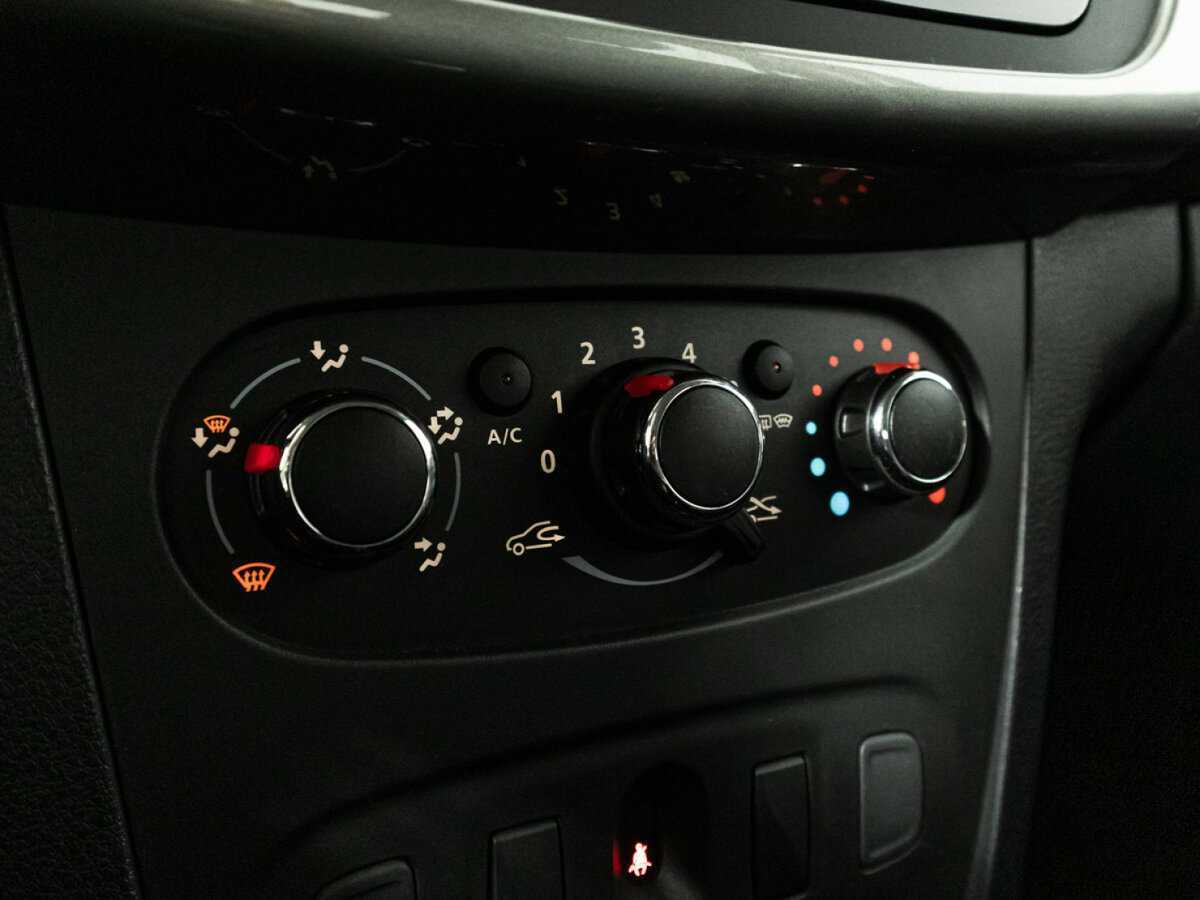 Б/У Рено Сандеро 2022 года. Фото: #13