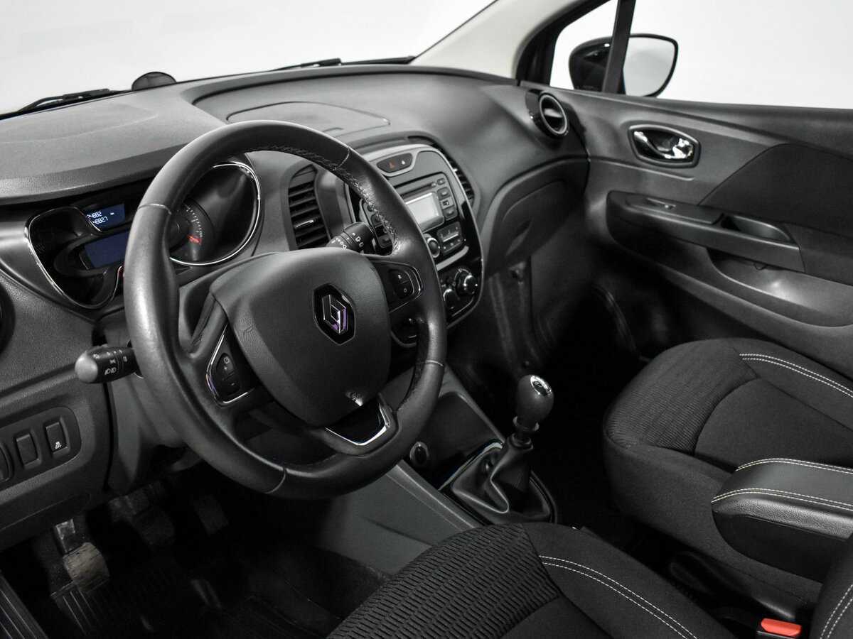 Б/У Рено Каптюр 2016 года. Фото: #8