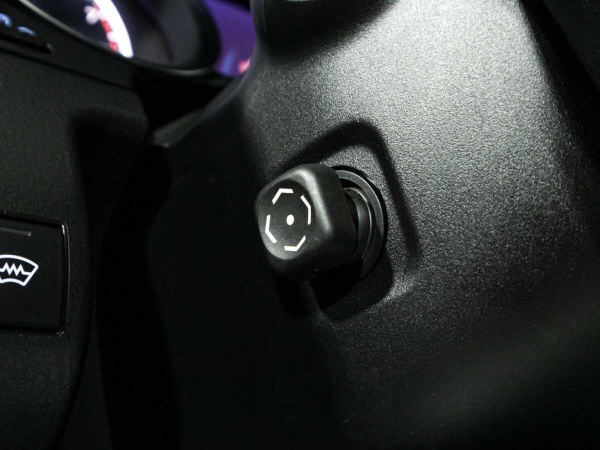 Toyota Camry 2018 года с пробегом. Фото: #22