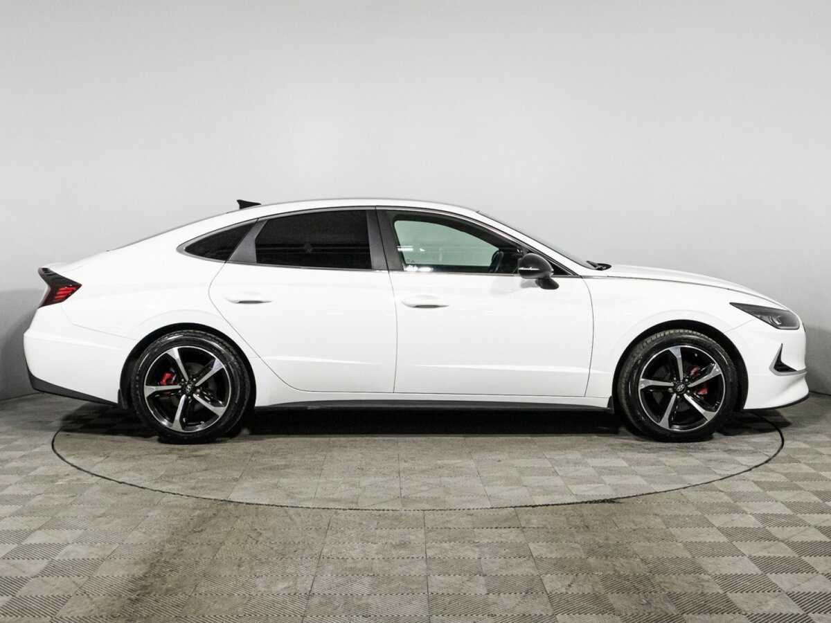 Hyundai Sonata 2021 года с пробегом. Фото: #3