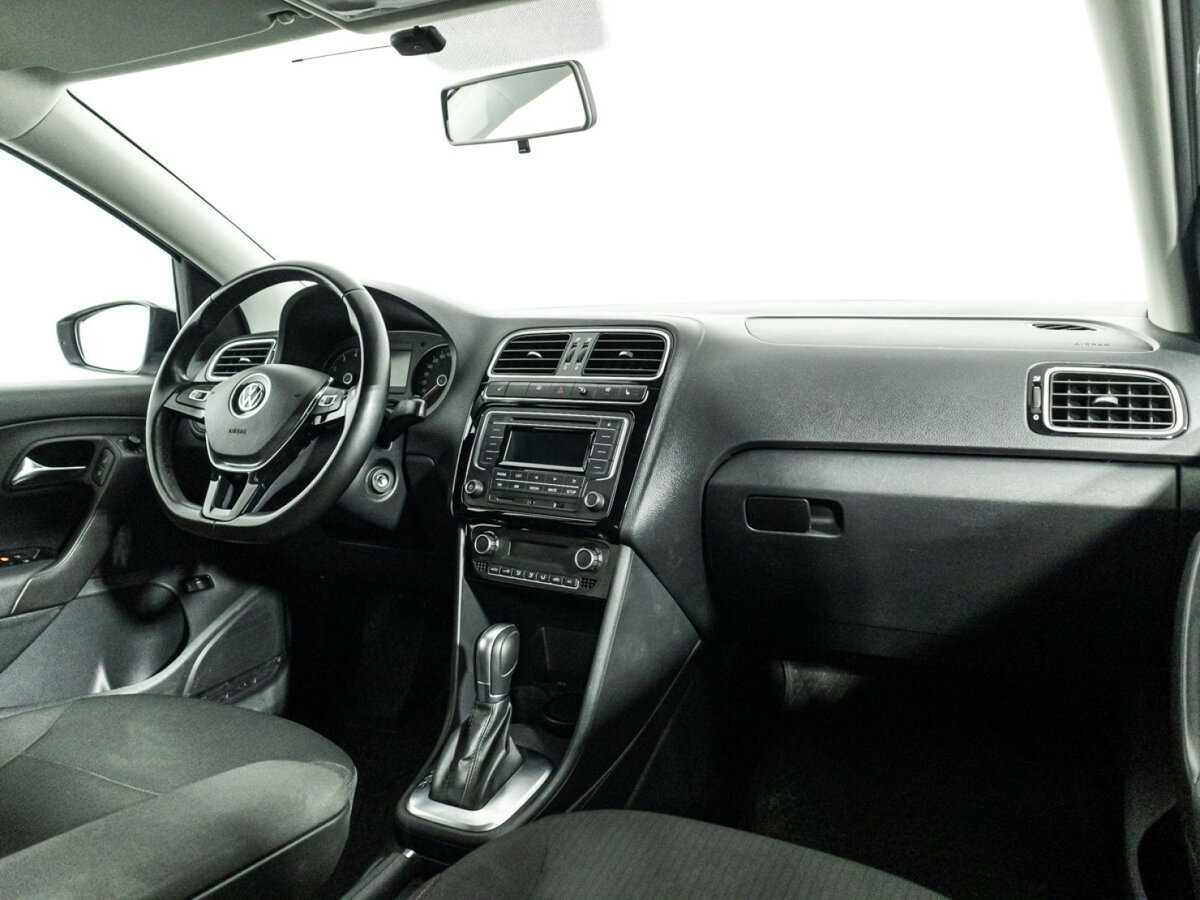 Б/У Фольксваген Поло 2018 года. Фото: #8