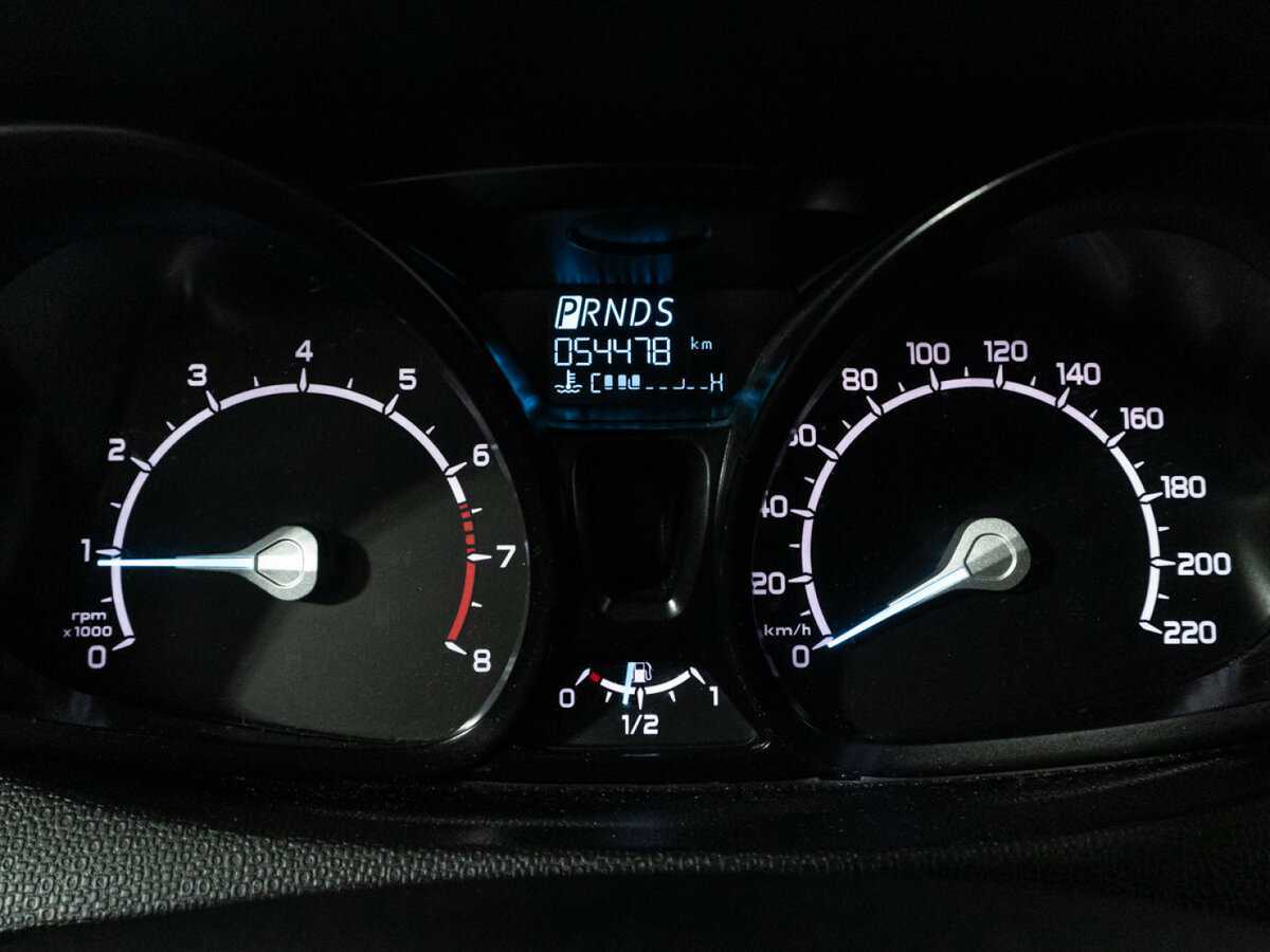 Б/У Форд ЭкоСпорт 2016 года. Фото: #11