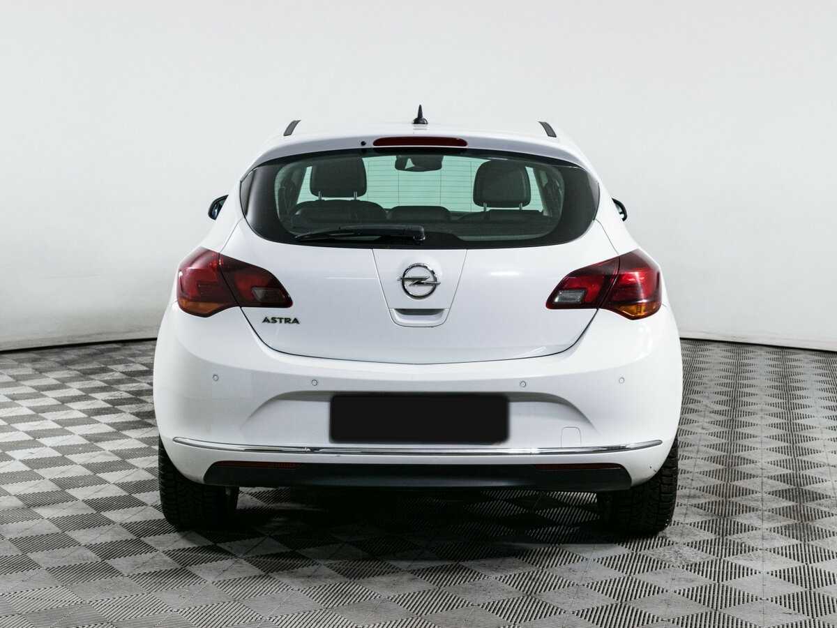 Б/У Опель Астра 2012 года. Фото: #4