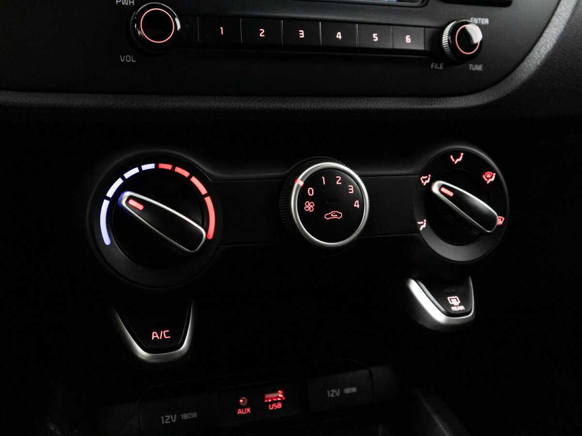 Б/У Киа Рио 2017 года. Фото: #15