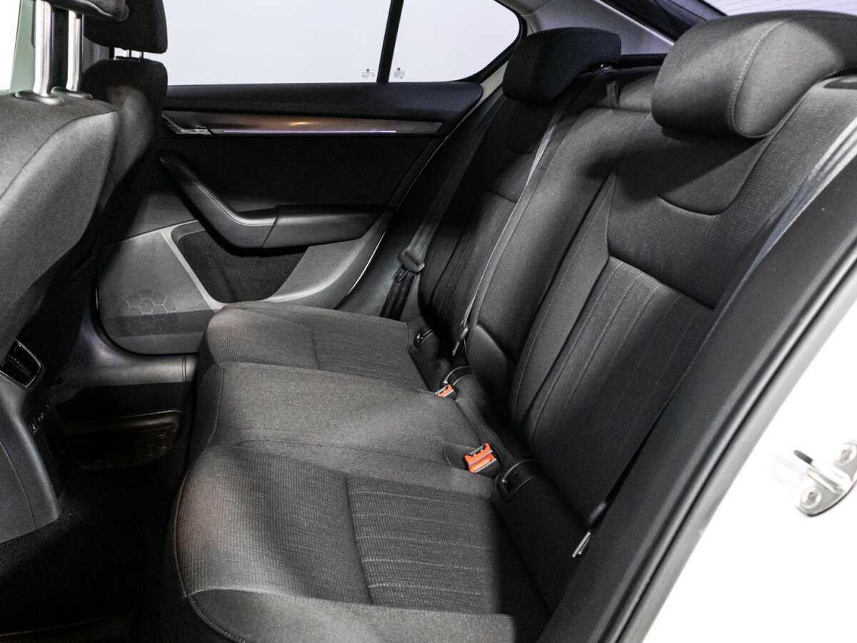 Skoda Octavia 2017 года с пробегом. Фото: #9