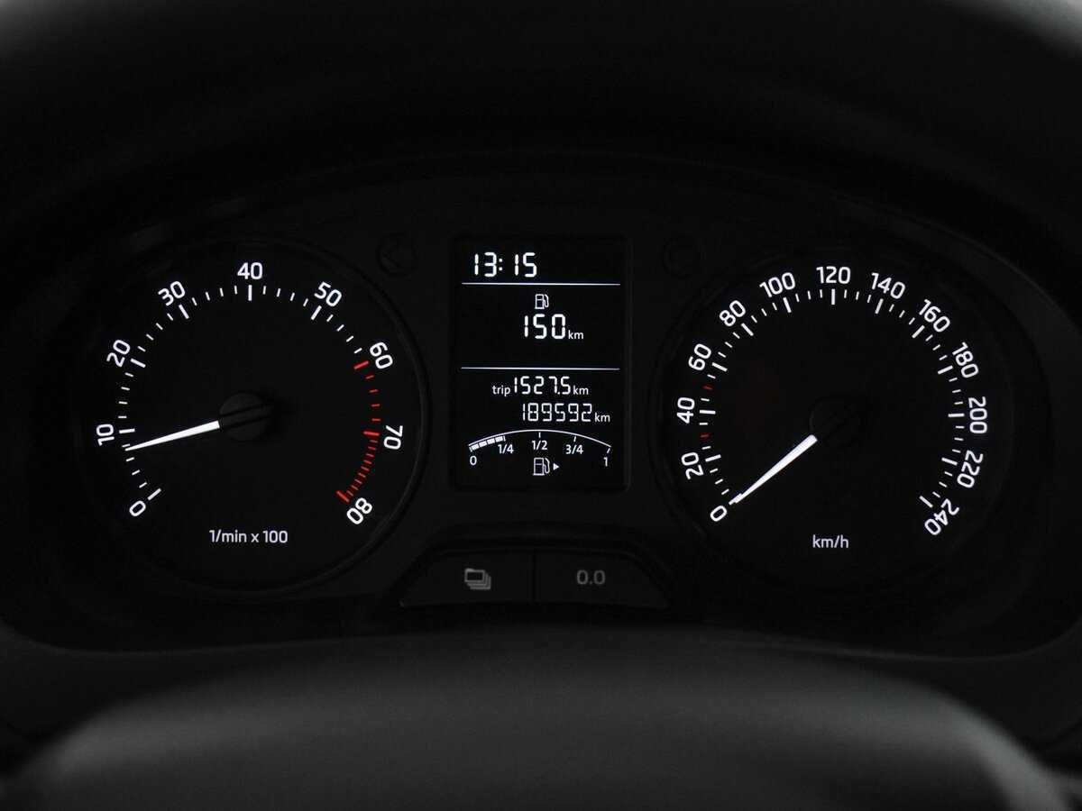 Б/У Шкода Рапид 2014 года. Фото: #16