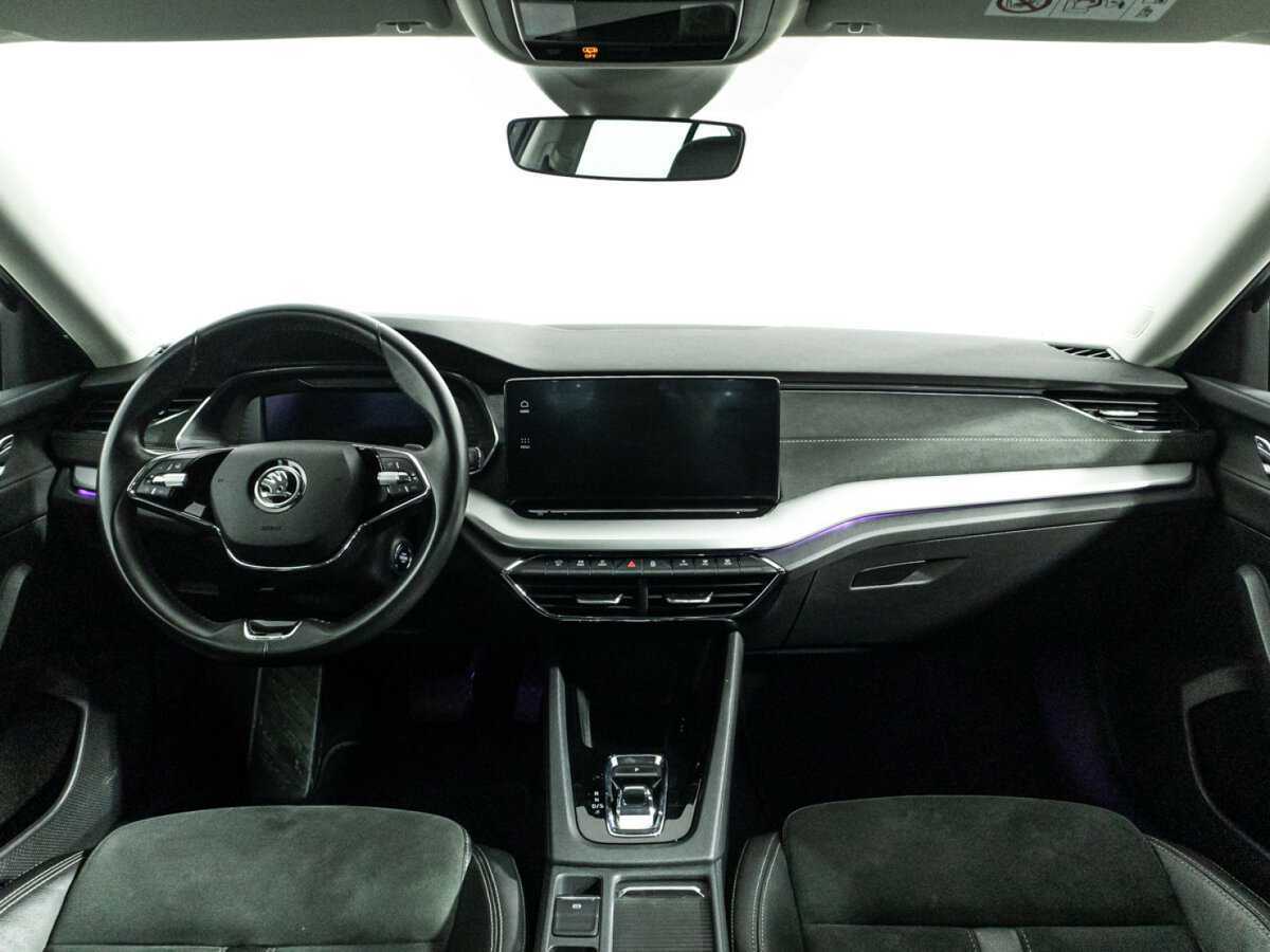 Skoda Octavia 2021 года с пробегом. Фото: #12