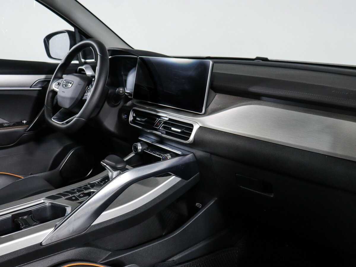 Geely Coolray 2023 года с пробегом. Фото: #5