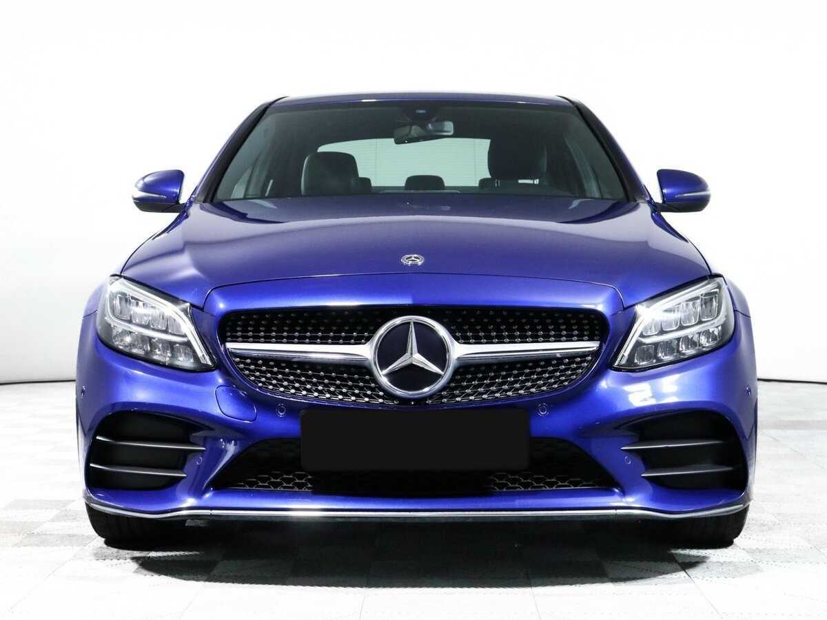 Mercedes-Benz C-Класс 2018 года с пробегом. Фото: #1