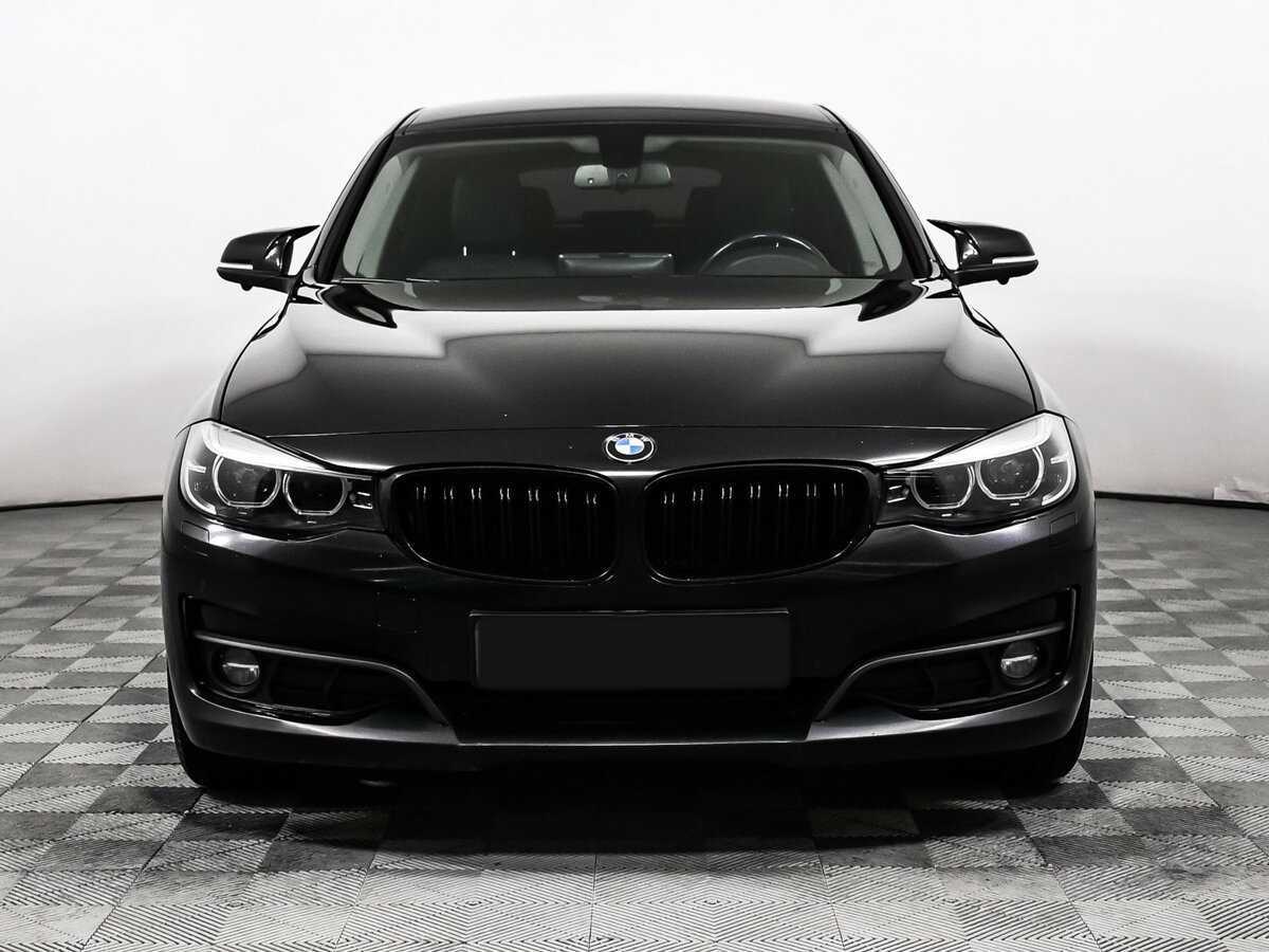 BMW 3 серии 2019 года с пробегом. Фото: #1