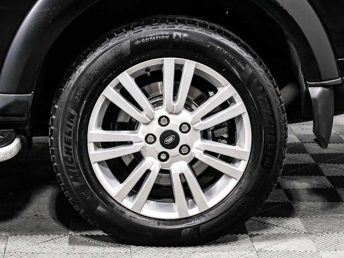 Land Rover Discovery 2015 года с пробегом. Фото: #13