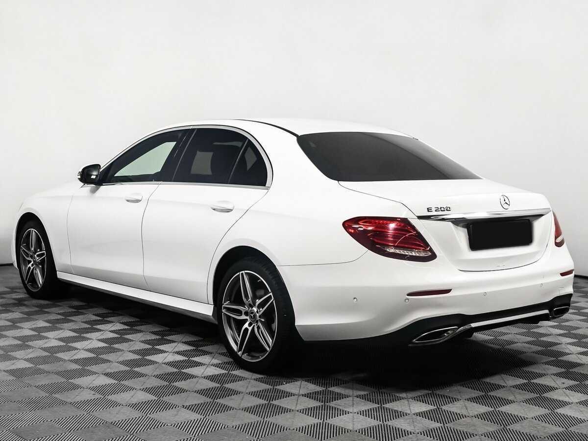 Mercedes-Benz E-Класс 2018 года с пробегом. Фото: #6