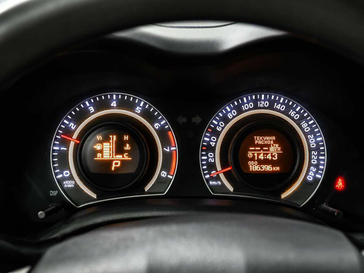 Б/У Тойота Королла 2012 года. Фото: #9