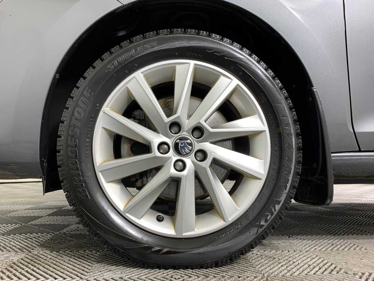 Б/У Шкода Рапид 2021 года. Фото: #8