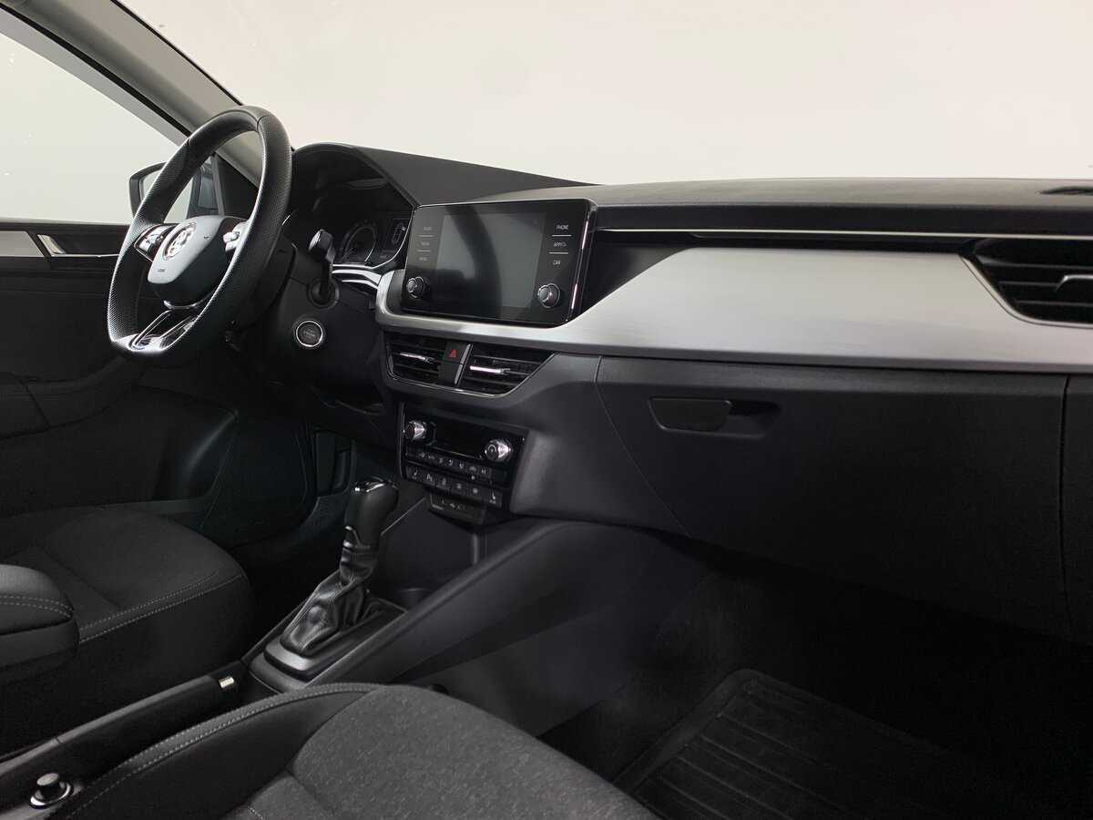 Б/У Шкода Рапид 2021 года. Фото: #13