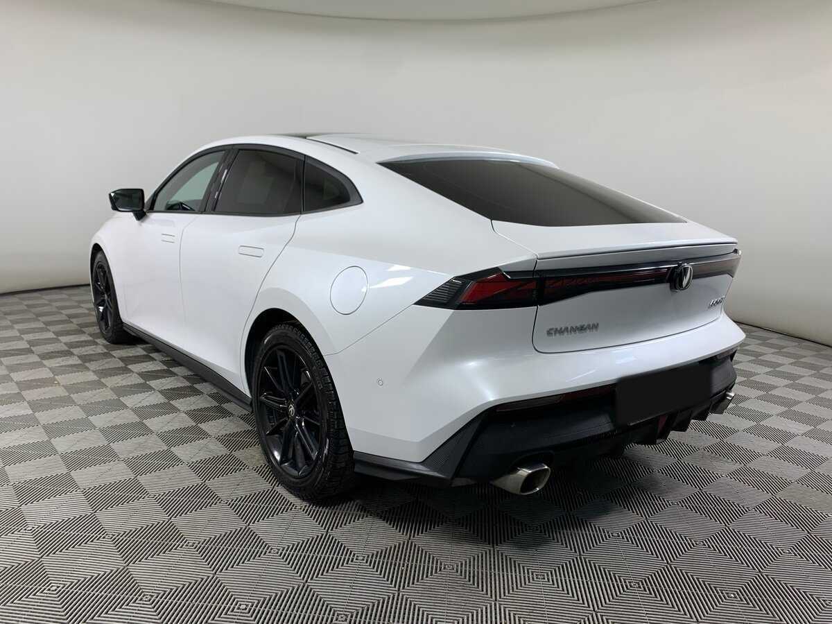 Changan UNI-V 2024 года с пробегом. Фото: #6