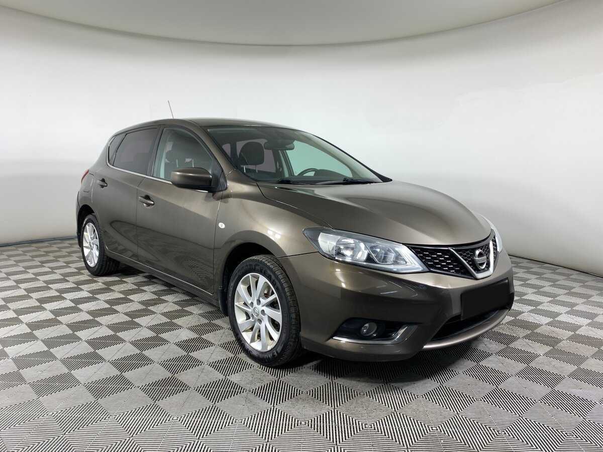 Б/У Ниссан Тиида 2015 года. Фото: #2