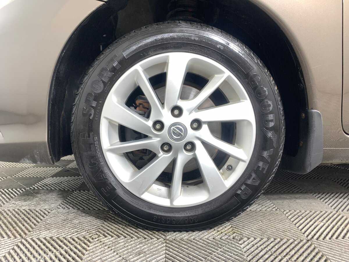 Б/У Ниссан Тиида 2015 года. Фото: #8