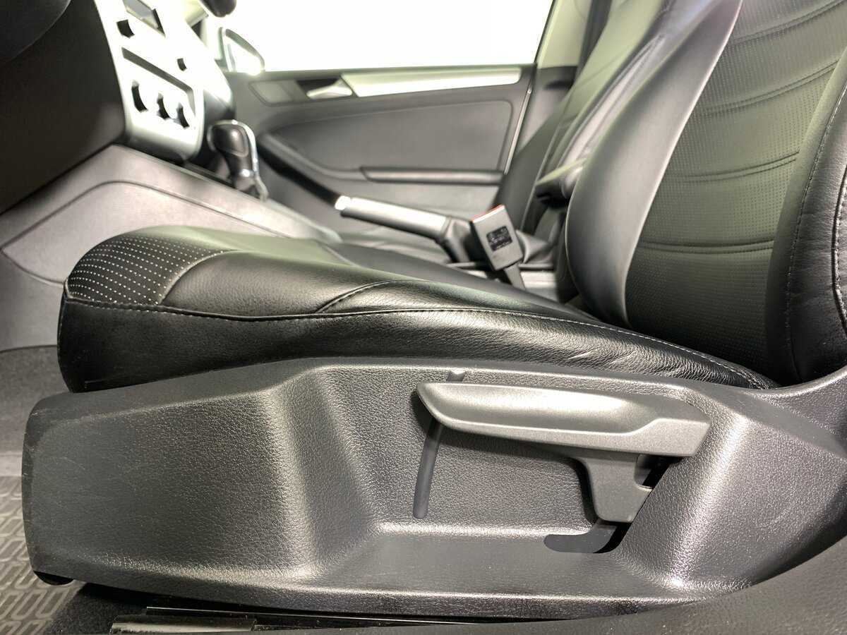 Б/У Фольксваген Джетта 2017 года. Фото: #15