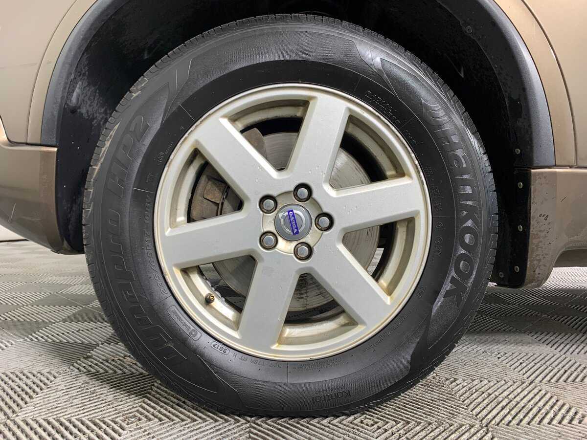 Б/У Вольво ИксЦ90 2013 года. Фото: #8