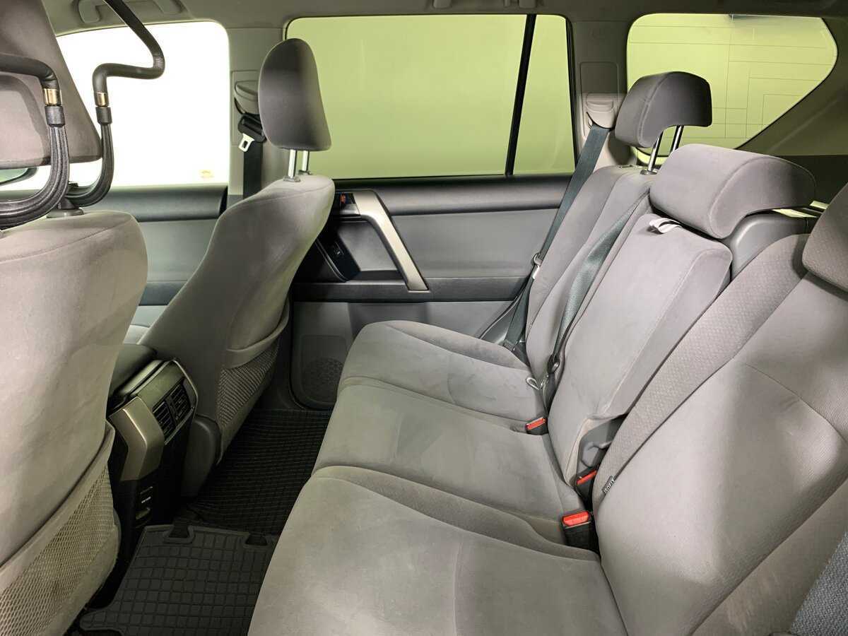 Toyota Land Cruiser Prado 2012 года с пробегом. Фото: #15