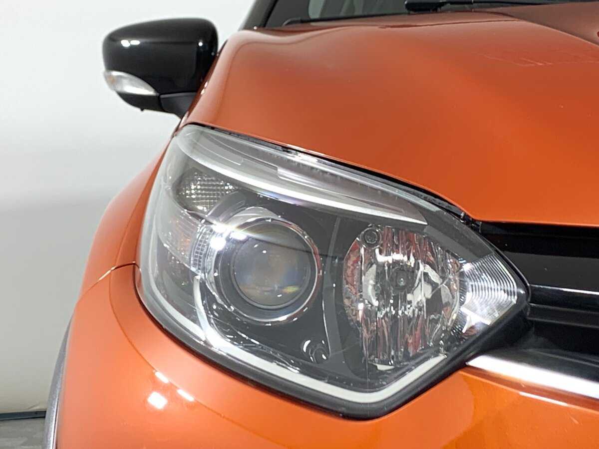 Б/У Рено Каптюр 2016 года. Фото: #9