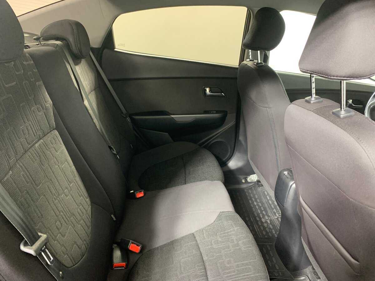 Б/У Киа Рио 2016 года. Фото: #14