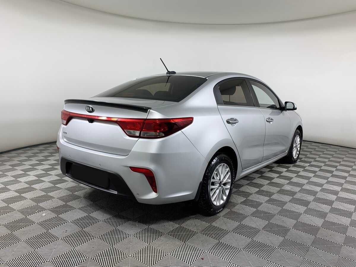 Б/У Киа Рио 2018 года. Фото: #4