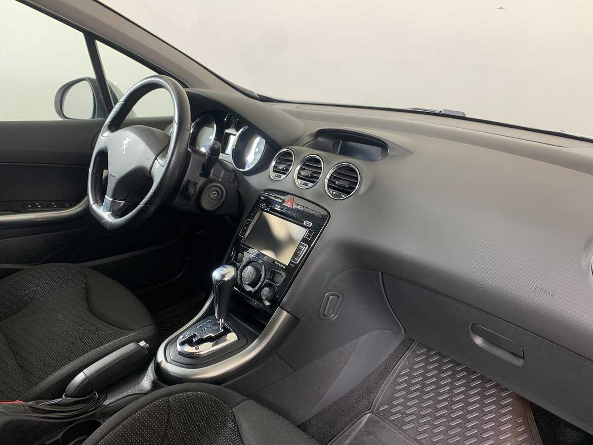 Б/У Пежо 308 2012 года. Фото: #13