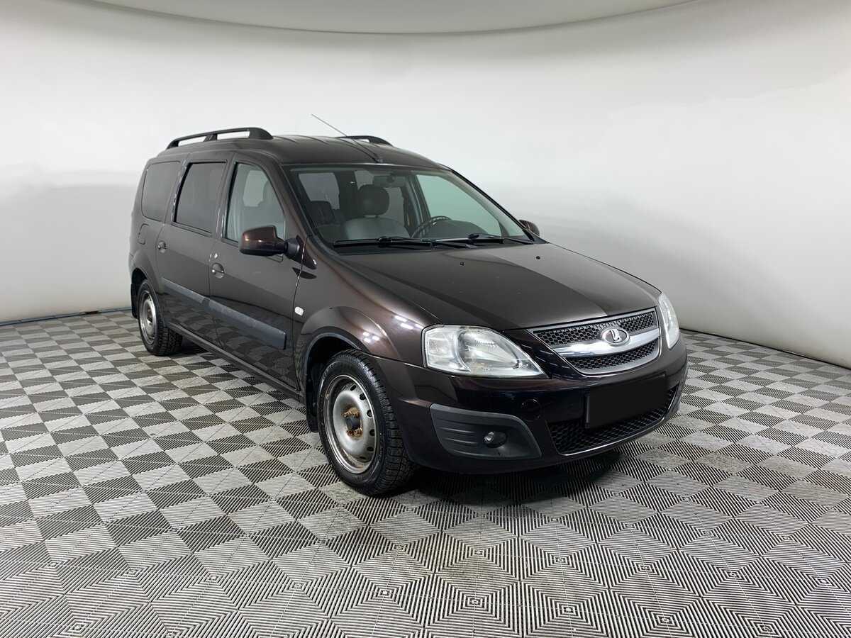 Б/У Лада (ВАЗ) Ларгус 2015 года. Фото: #2