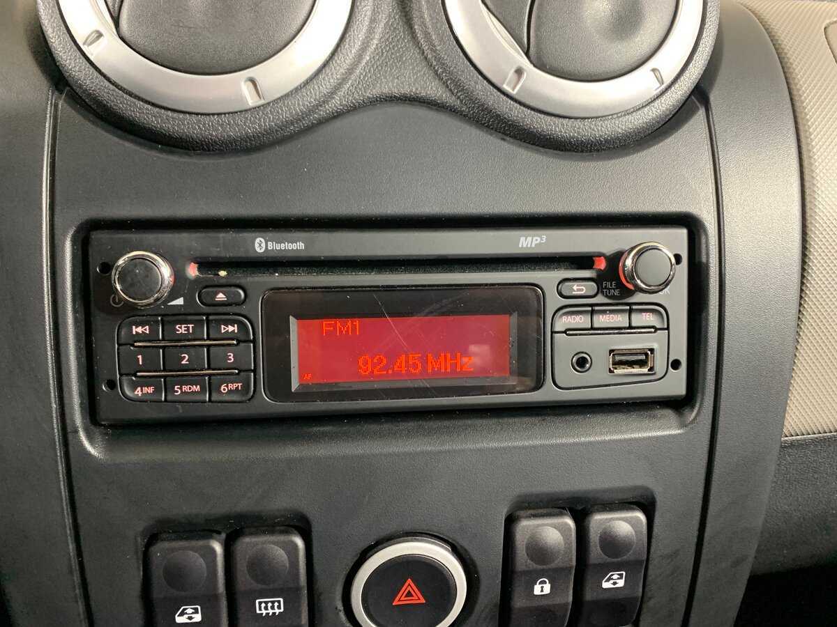 Б/У Лада (ВАЗ) Ларгус 2015 года. Фото: #15