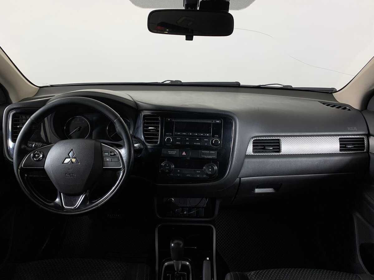 Mitsubishi Outlander 2017 года с пробегом. Фото: #12