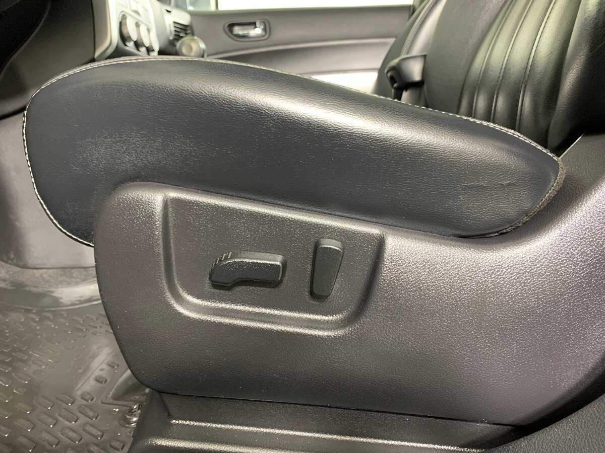 Б/У Ниссан Икс-Трейл 2012 года. Фото: #12